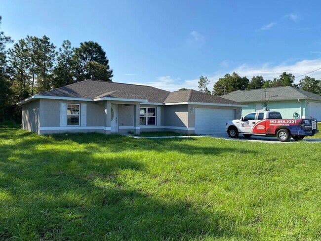 Photo - Custom Home - Desirable SE Ocala Neighborhood 3/2/2 **Won't Last**