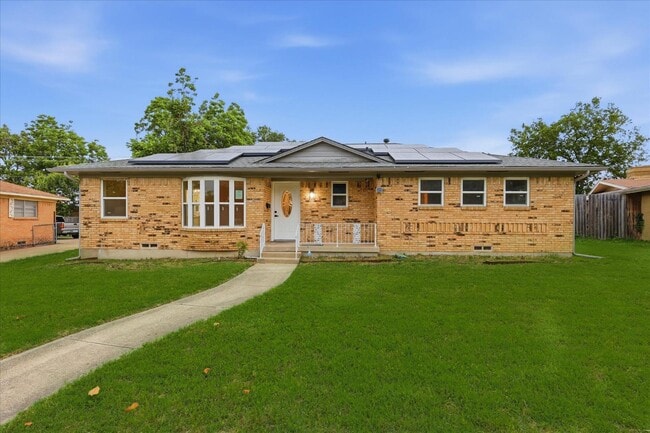 Building Photo - 5719 Enchanted Ln