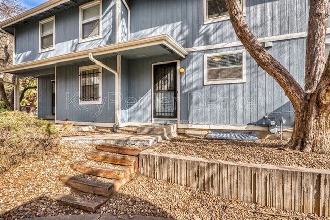 Building Photo - 11635 E Cedar Ave