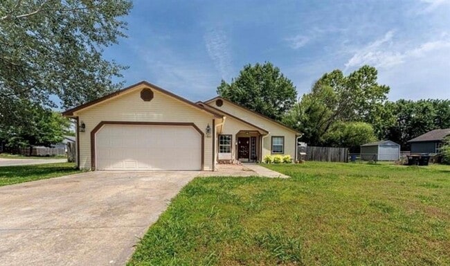 Photo - 1892 Rosewood Ln House