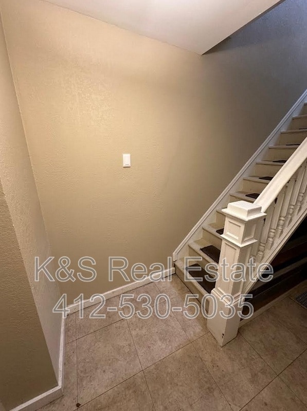 Photo - 1925 Leishman Ave
