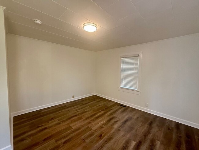 Photo - Cozy 1BR • 1BA Home Near Downtown Burlington!