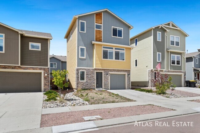 Photo - 834 Grissom Dr.