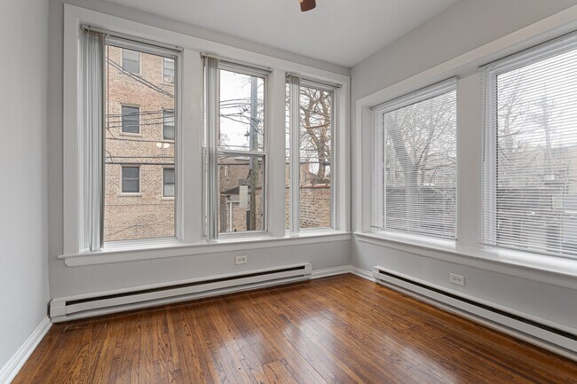 Photo - 1456 W Fargo Ave Unit 101