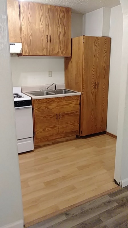 Photo - 1504 10th Ave