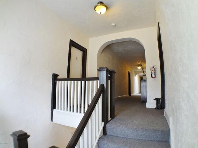 Photo - Beautiful 1BR condo in the Highlands Unit APT 5