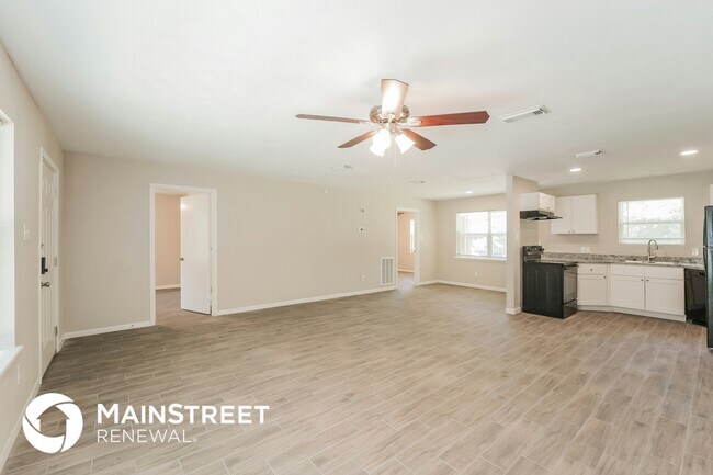 Photo - 19188 Oakdale Ct