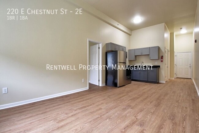 Photo - 220 E Chestnut St Unidad 2E