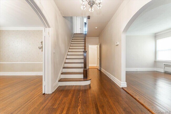 Photo - 942 Greenfield Rd