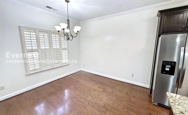 Photo - 281 Chapel Hill Trail