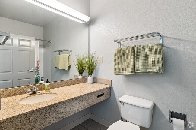 Studio - 350SF - Bathroom