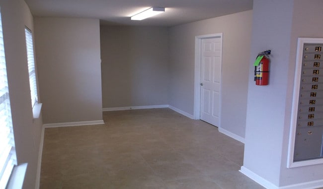 Photo - Terrace of Hammond