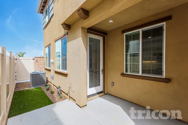 Photo - 31571 Willowood Way