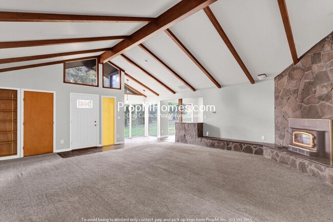 Photo - Private 20-Acre Retreat in Oregon City – S...