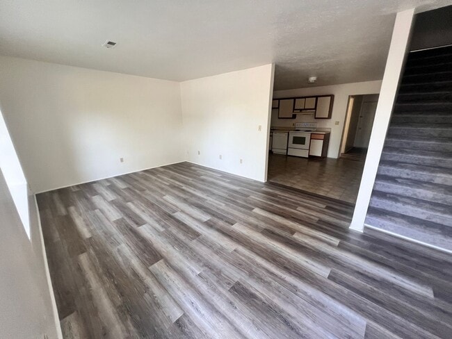 Photo - Blacksburg, 4 BR / 2.5 BA Townhouse, Available August