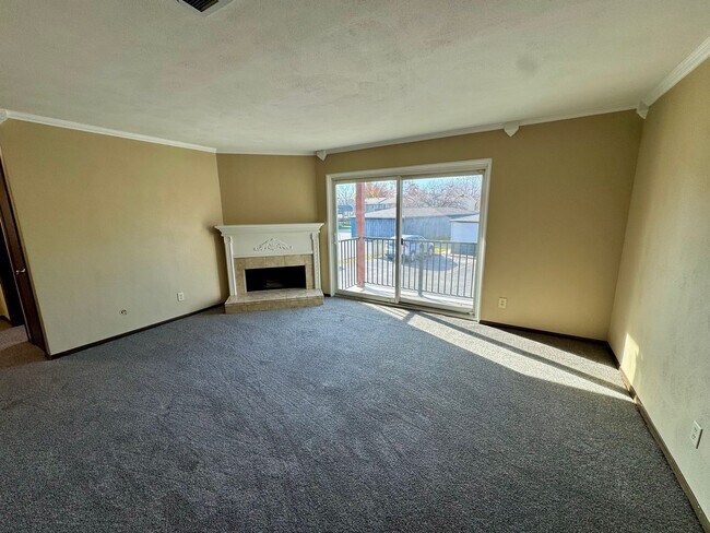 Photo - Updated 2BR Condo in Fox Meadows – New Flooring + Appliances Unit Condo #6