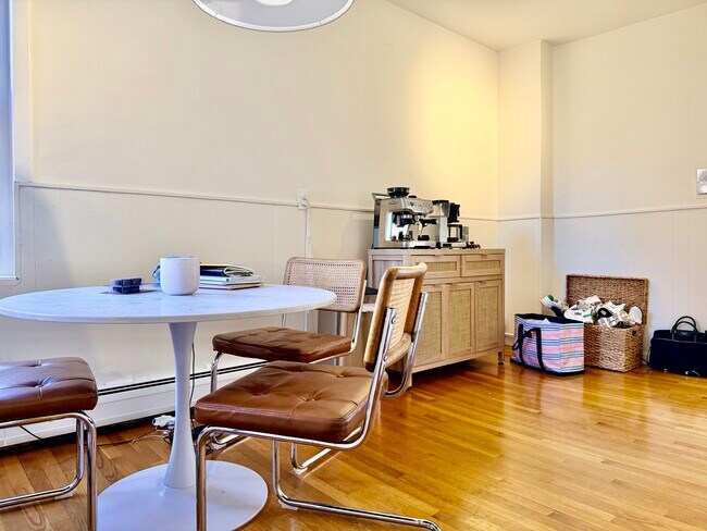 Photo - 17 Irving St Unit 6