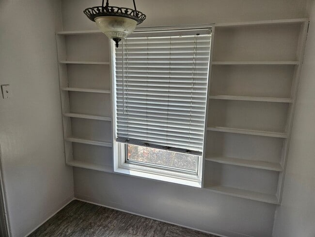Photo - 2 Bedroom - 1 Bathroom home in Bay Park
