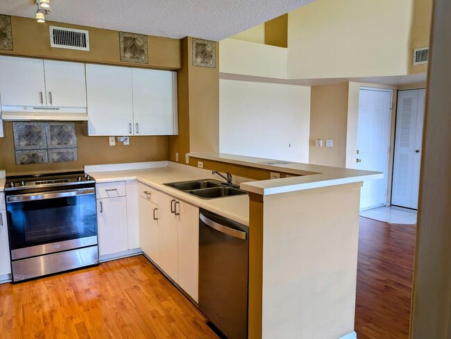 Building Photo - 7824 Sonoma Springs Cir Unit 306 Rental