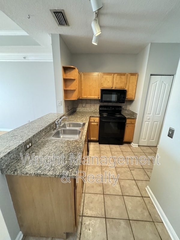 Photo - 4207 S Dale Mabry Hwy Unidad 6406