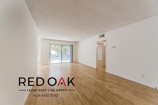 Photo - 319 S Clark Dr Unidad 108