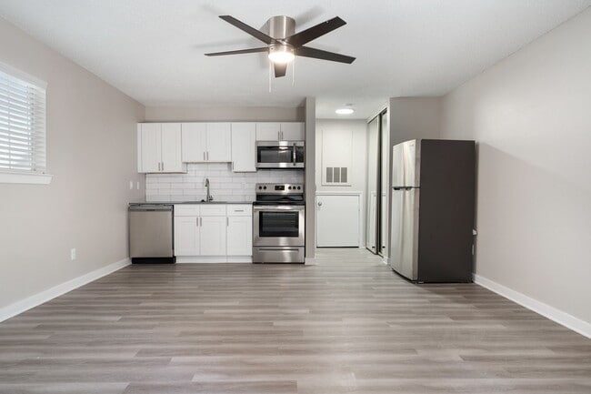 Building Photo - Copperline at Village Oaks Rental