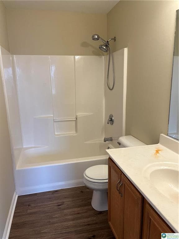 Photo - 338 S Oak St