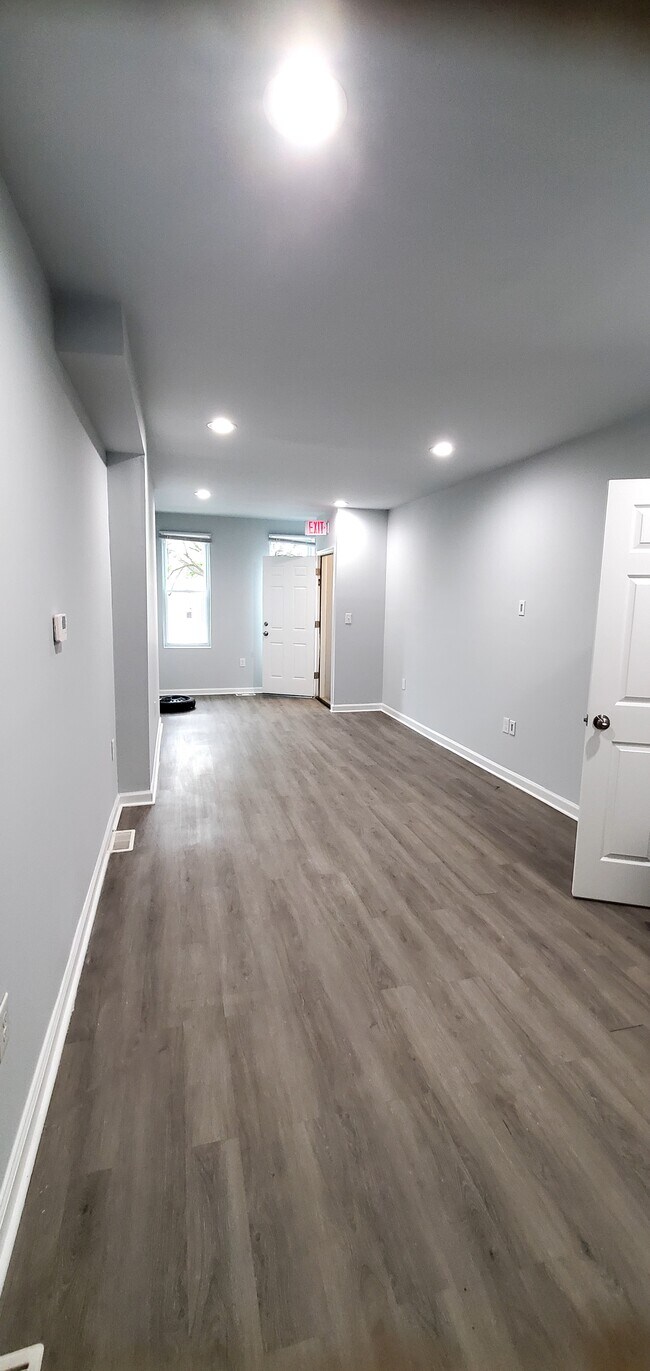Photo - 1107 N Fulton Ave
