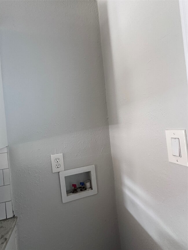 Photo - 703 S 2nd St