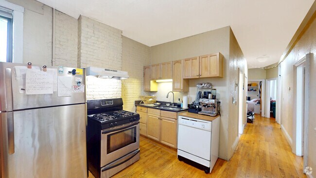 Building Photo - 86 Hammond St Unit 2 Rental