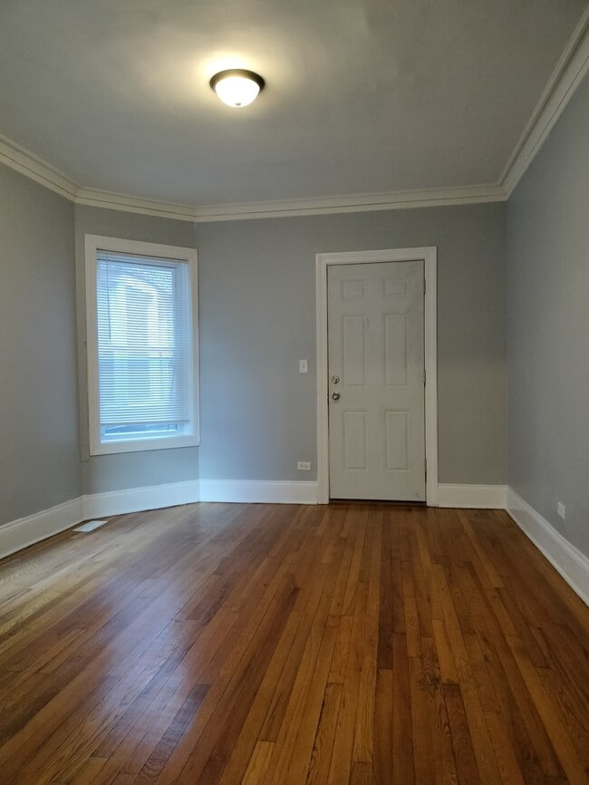 Photo - 7408 S Eberhart Ave Unit 1R