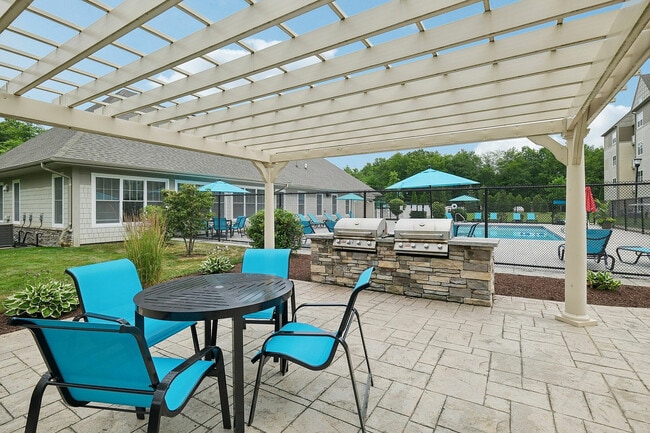 Princeton Westford - Princeton Westford Apartments