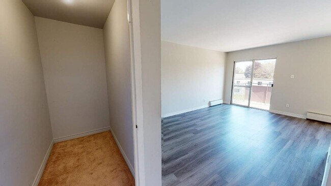 Photo - Thames Garden Apartments