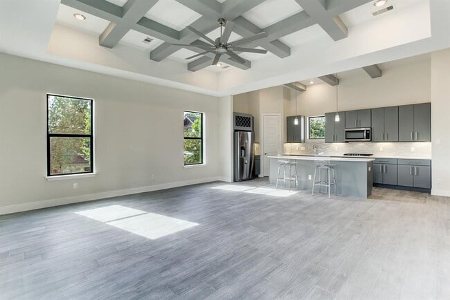 Photo - 3106 Eunice St