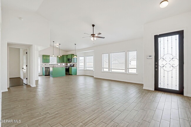 Photo - 14853 Tierra Escape Ave