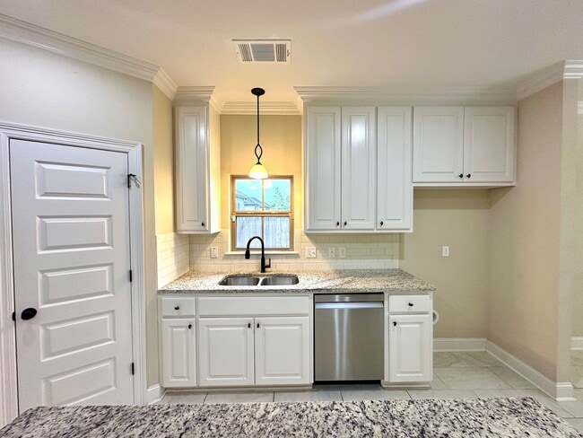 Photo - 43283 Pond View Dr