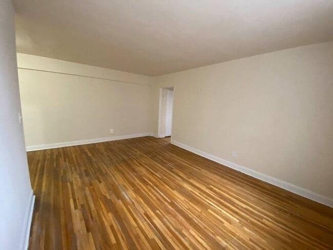 LIVING AREA - 14306 Barclay Ave Unit 3B
