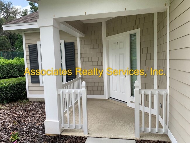 Photo - Sublease!   Lovely End Unit in Villas of West End LOOK!