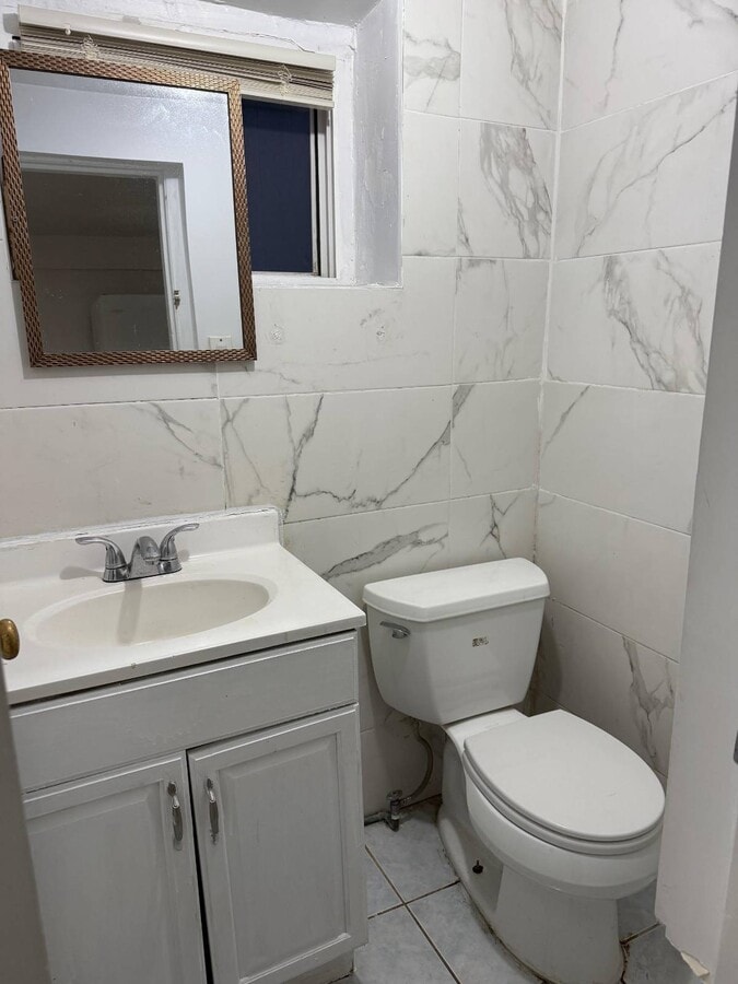 Photo - 122 Sherwood Ave Apartment