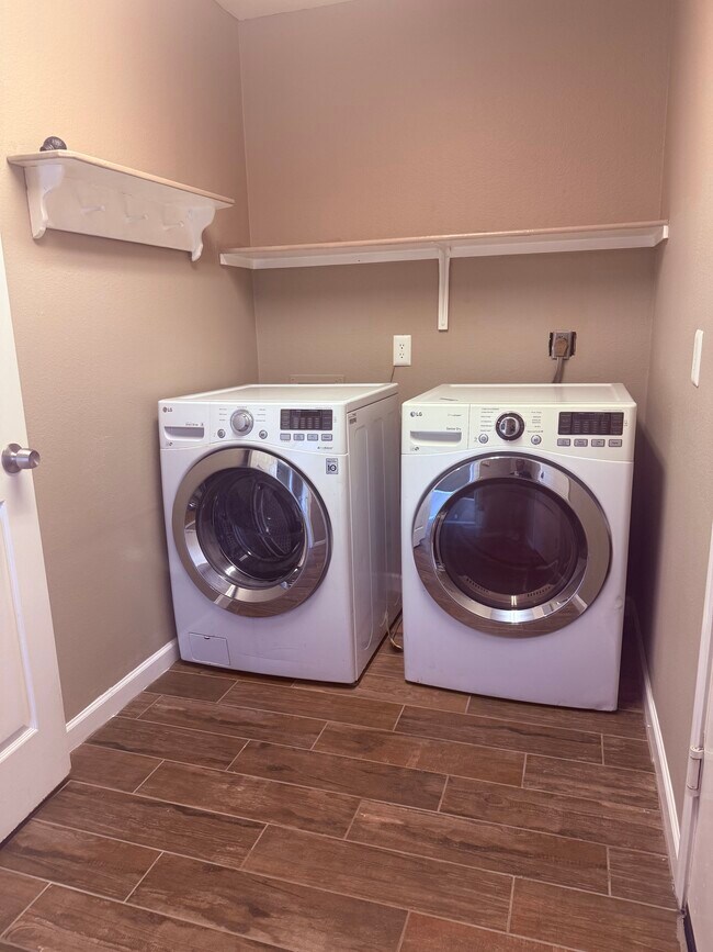 Photo - 10243 W Reade Ave