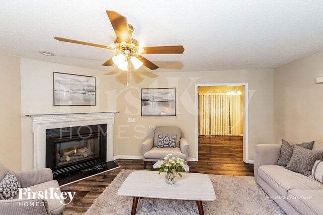 Photo - 60 Cyra Ct