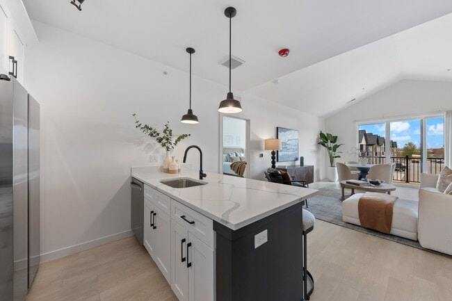 2x2 Kitchen
