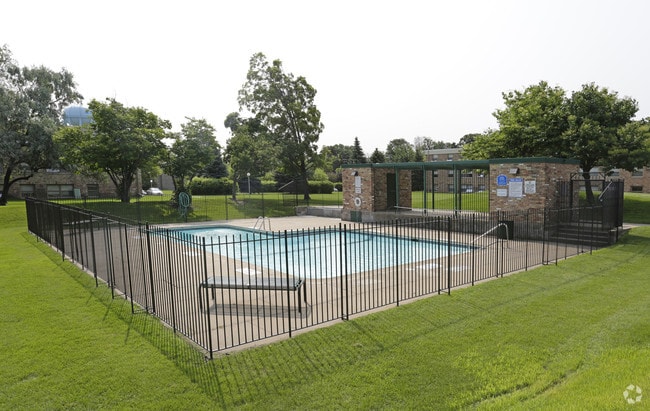 Outdoor Pool - Carrington Drive