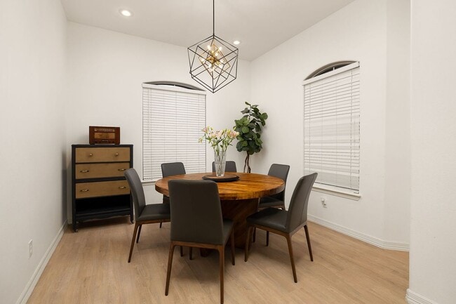 Photo - 3301 Santa Olivia St