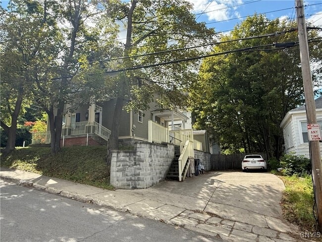 Photo - 4 Pleasant St