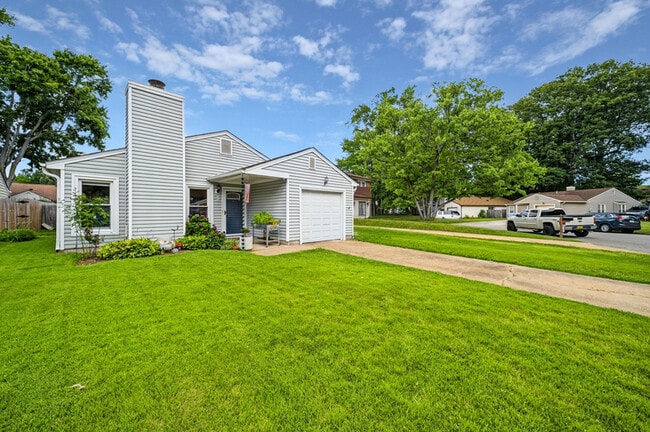 Photo - 1317 Faraid Ln