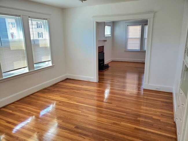 Photo - 19 Appleton St Unit 1