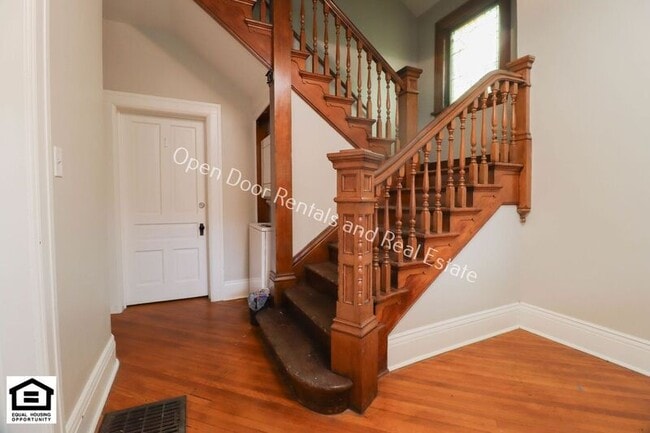 Photo - 1101 Lake Ave Unit Apt 3