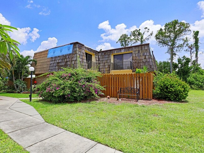 Building Photo - Parkwoods 5580-2 Unit 5580 Malt Drive, 2 Rental