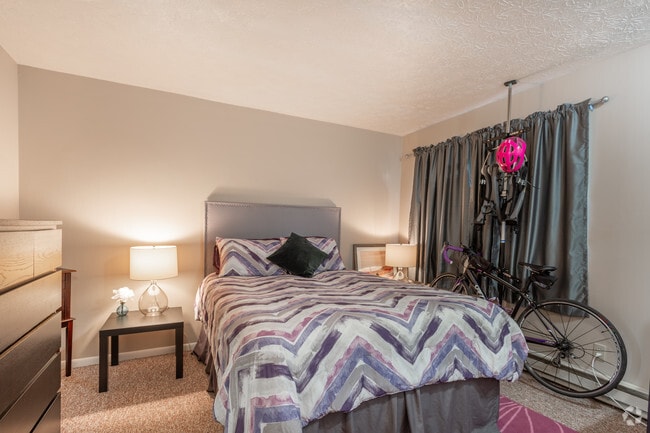 1BD 1BA - Brookside Village Apartments